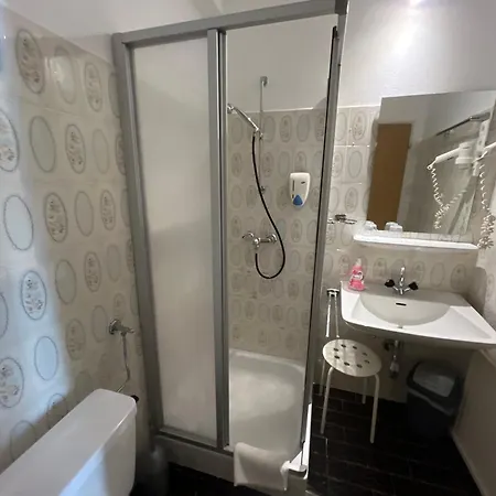 Alpina Mini-hôtel *